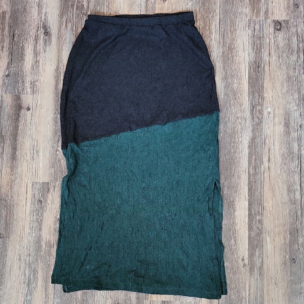 Distrubia Black and Green Midi Skirt